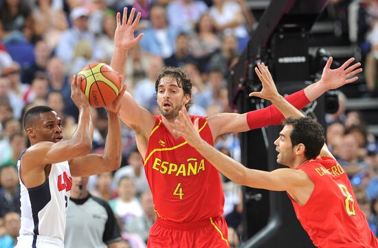 London 2012 Olympics. Men's Volleyball. United States vs. Spain