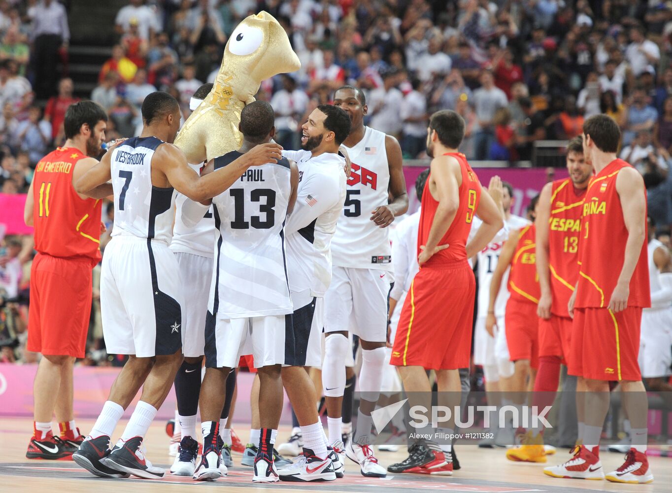 London 2012 Olympics. Men's Volleyball. United States vs. Spain