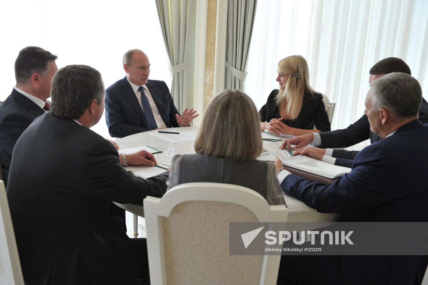V.Putin meets with A.Khoroshavin and public representatives