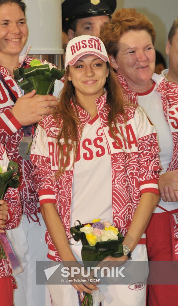 Russian national team arrives home from Olympic Games in London