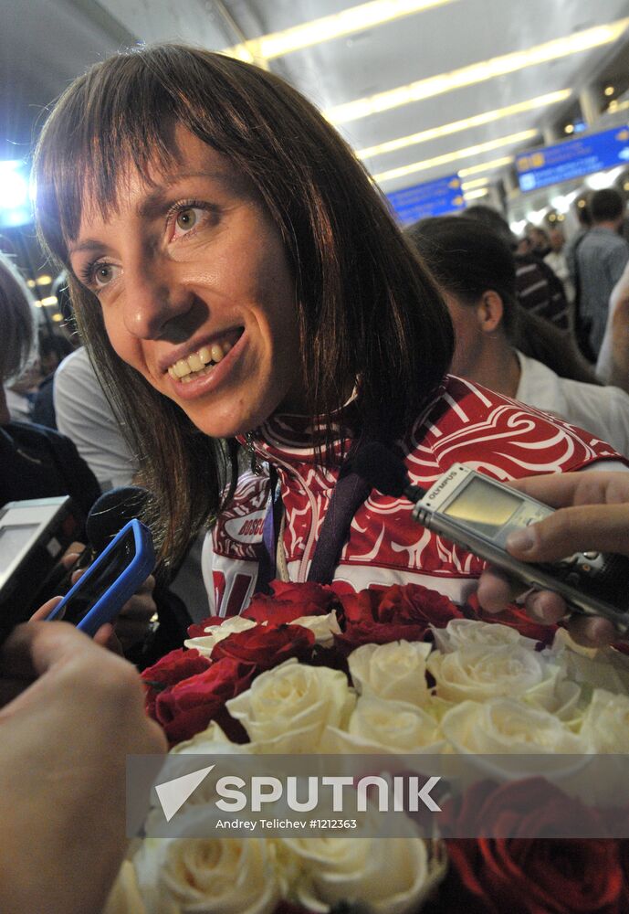 Russian national team arrives home from Olympic Games in London