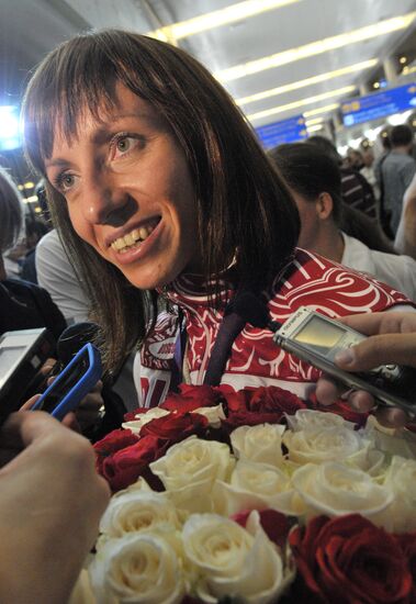 Russian national team arrives home from Olympic Games in London