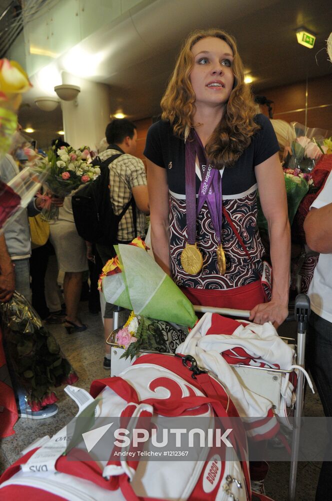 Russian national team arrives home from Olympic Games in London