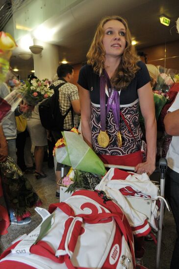 Russian national team arrives home from Olympic Games in London