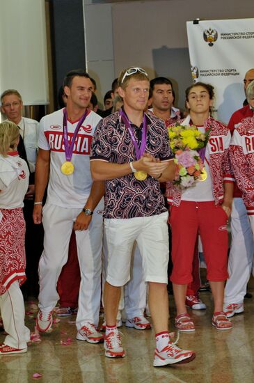 Russian national team arrives home from Olympic Games in London