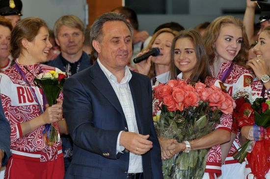 Russian national team arrives home from Olympic Games in London