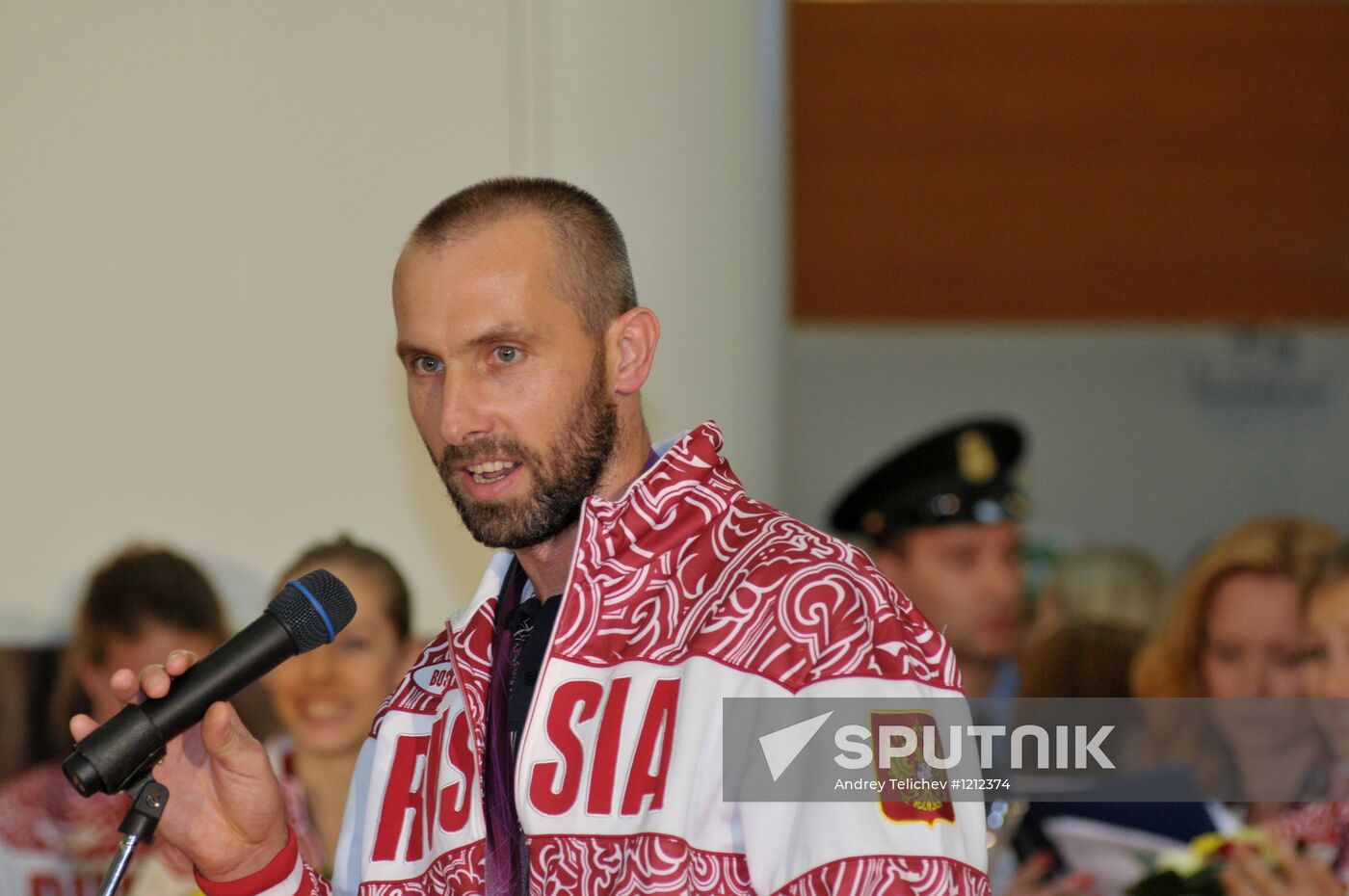 Russian national team arrives home from Olympic Games in London