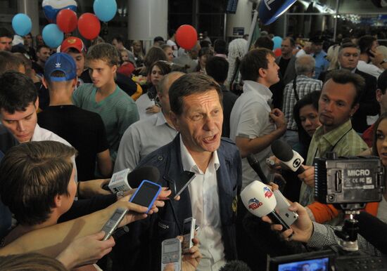 Russian national team arrives home from Olympic Games in London