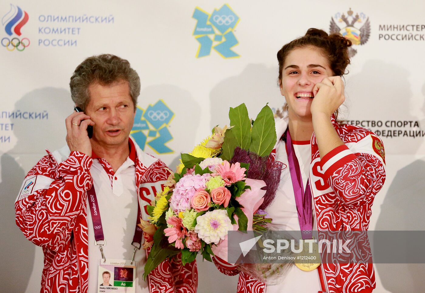 Russian national team arrives home from Olympic Games in London