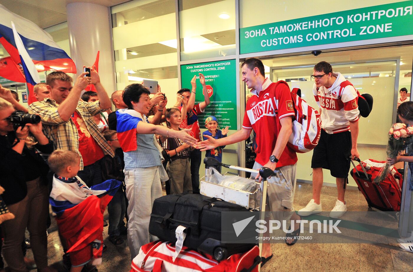 Russia's basketball team back in Moscow after the Olympics