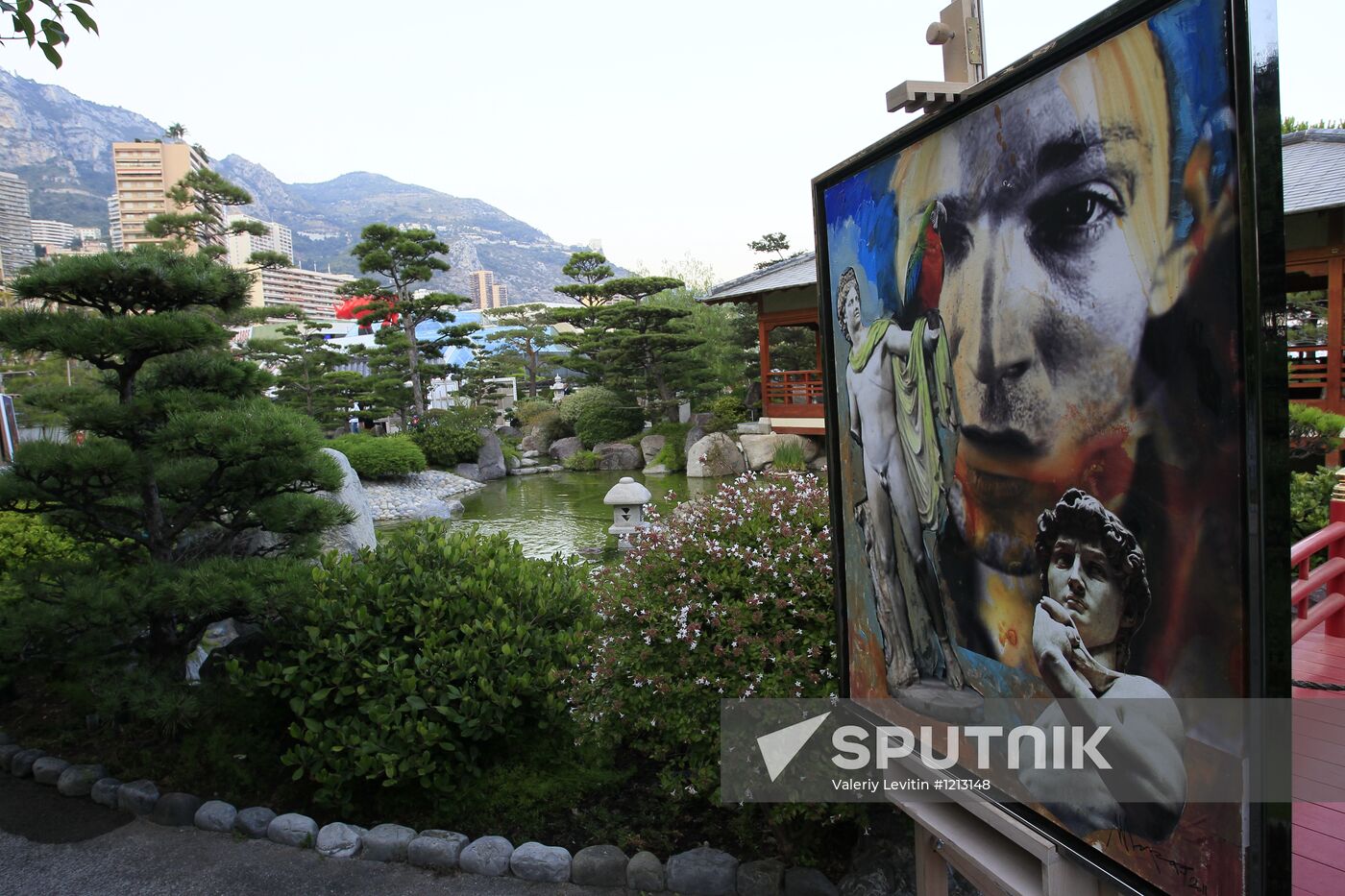 Andrei Sharov's painting exhibition in Japanese Garden in Monaco