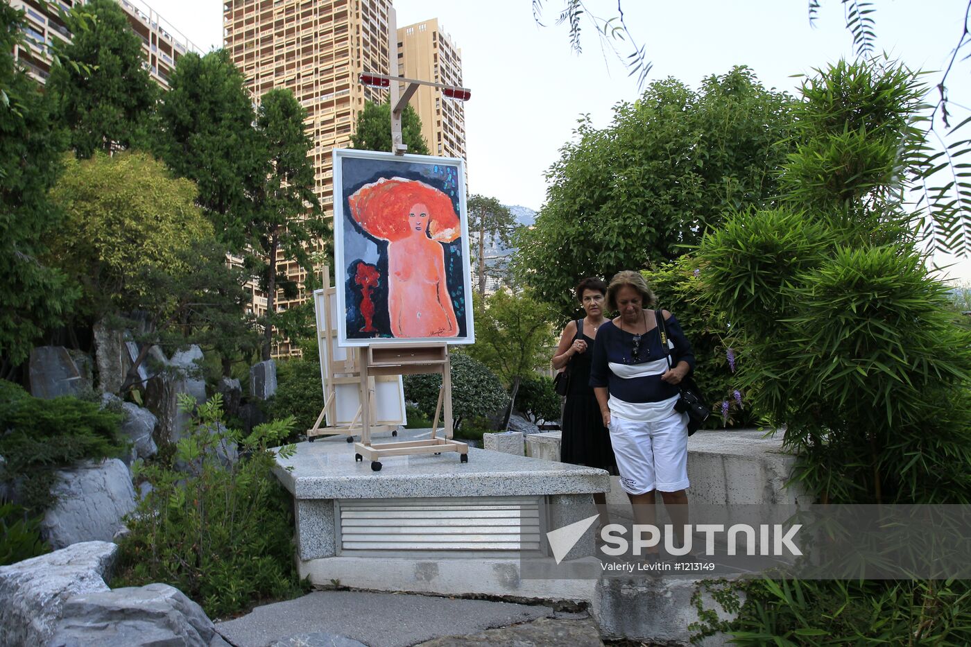 Andrei Sharov's painting exhibition in Japanese Garden in Monaco