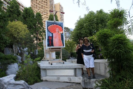 Andrei Sharov's painting exhibition in Japanese Garden in Monaco