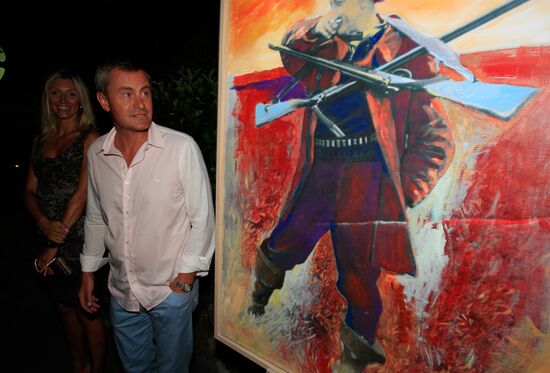 Exhibition of Andrei Sharov's paintings in Japanese Garden