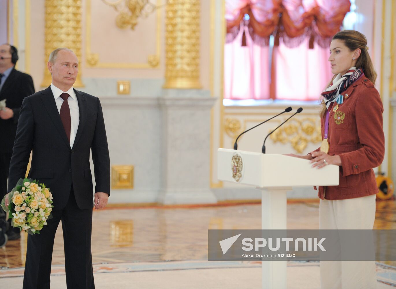 Vladimir Putin presents state awards to Russian Olympic athletes