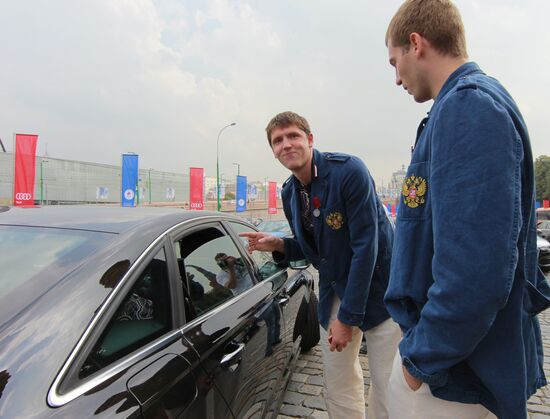 Russian 2012 Olympic medalists presented with Audi cars