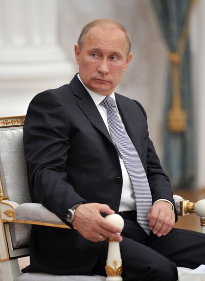 Vladimir Putin meets with Human Rights Commissioners