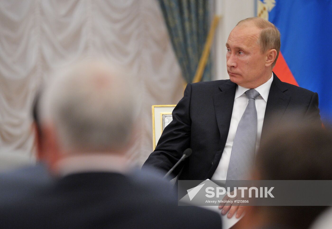 Vladimir Putin meets with Human Rights Commissioners