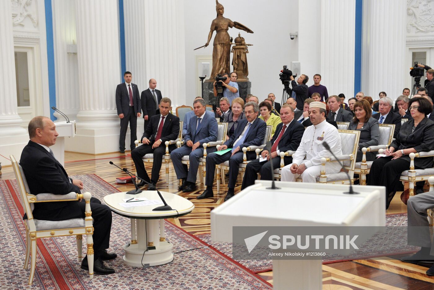 Vladimir Putin meets with Human Rights Commissioners