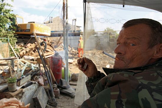 Post-flood recovery work in Krymsk