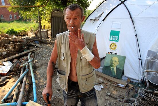 Post-flood recovery work in Krymsk