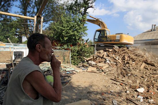 Post-flood recovery work in Krymsk