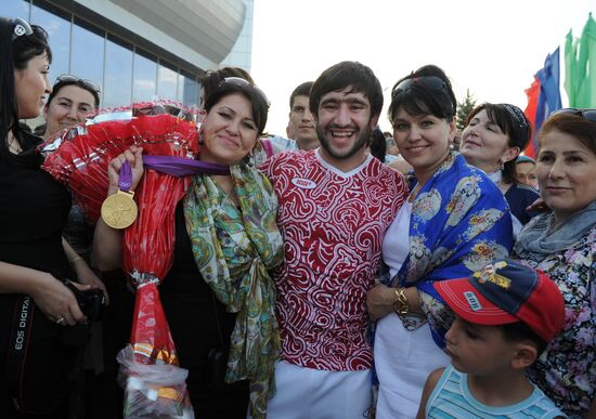 Meeting London Olympics winners in Dagestan
