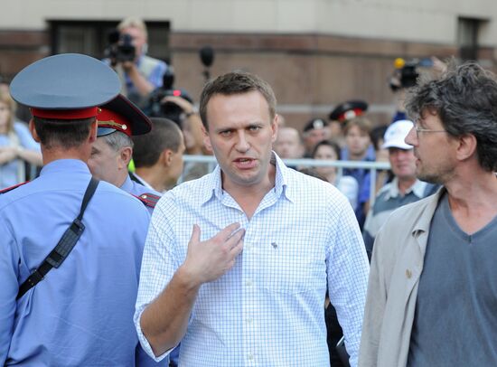 Rally to support Pussy Riot