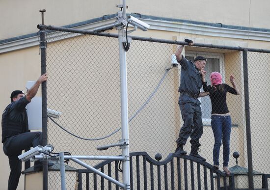 Rally to support Pussy Riot