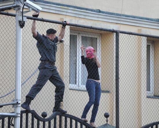 Rally to support Pussy Riot