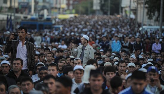 Eid Al-Fitr celebrated in Moscow