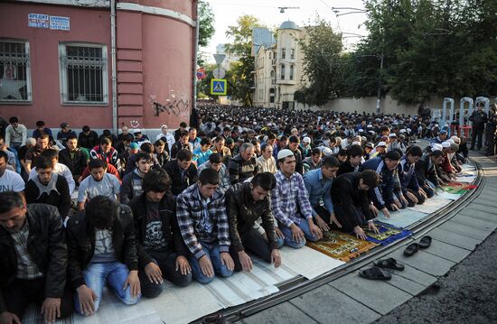 Eid Al-Fitr celebrated in Moscow