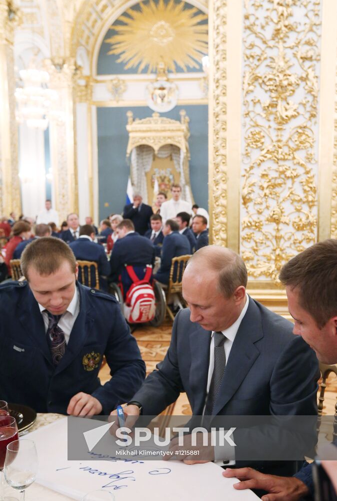 V.Putin meets with Russian Paralympic team in Kremlin