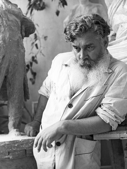 Sculptor Alexander Kibalnikov