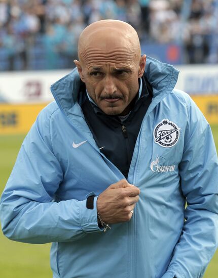 Football. Russian Premiere League. Zenit vs. Rubin