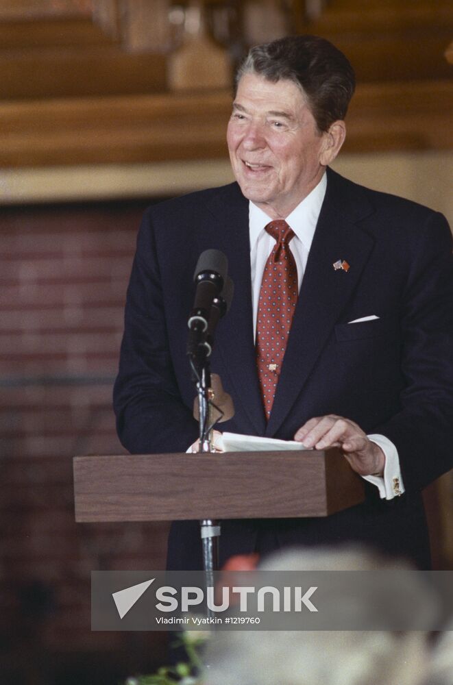 Ronald Reagan visits USSR