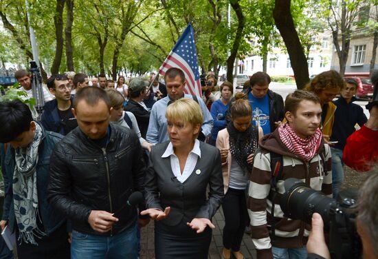 Yevgeniya Chirikova submits documents to run for Khimki mayor