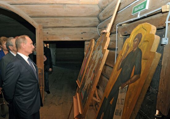 Vladimir Putin visits Volga Federal District