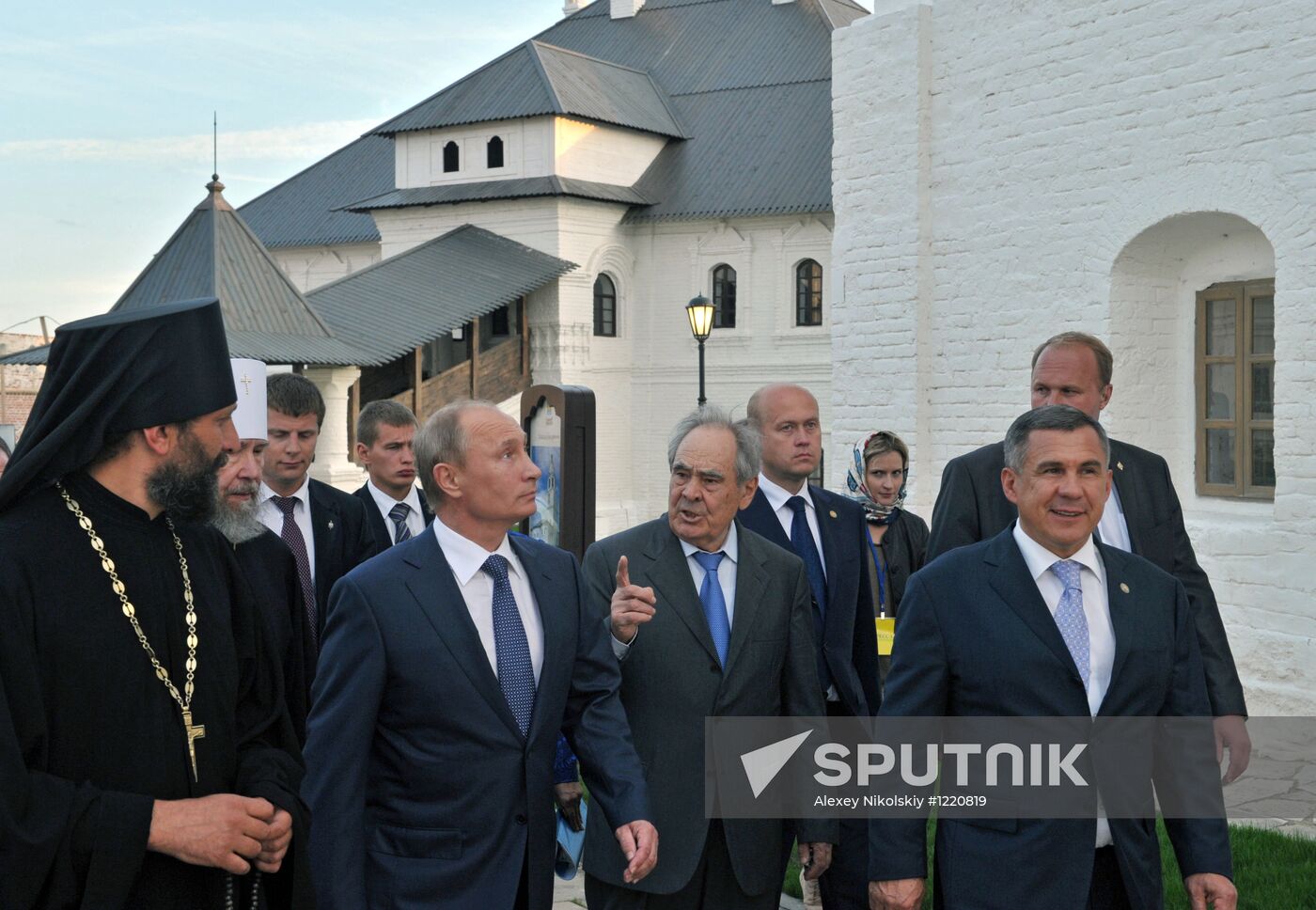 Vladimir Putin visits Volga Federal District