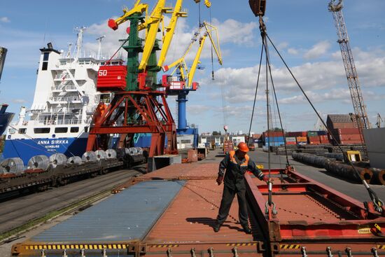 Container terminal at Kaliningrad seaport