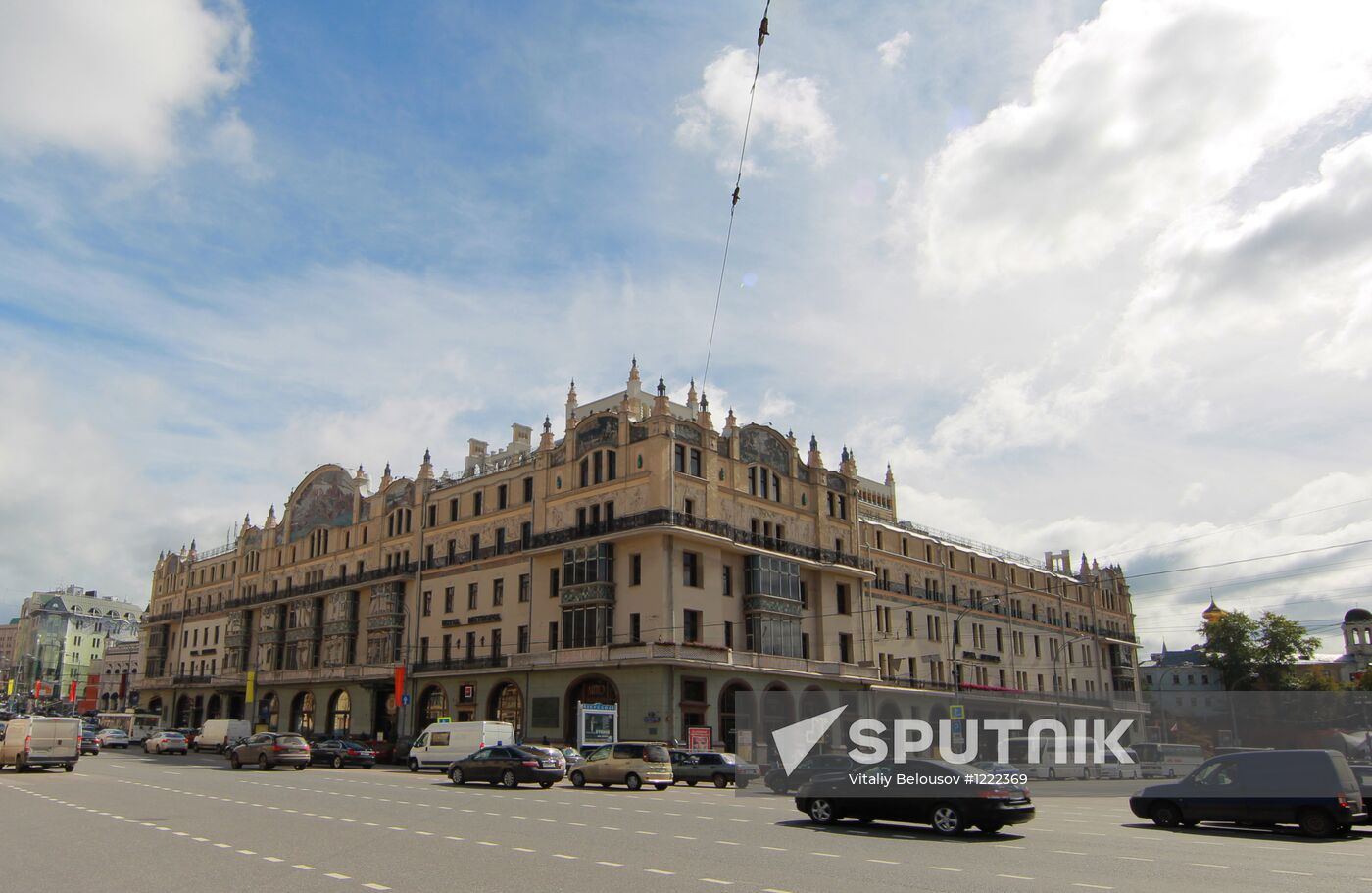 Moscow authorities auction Hotel Metropol