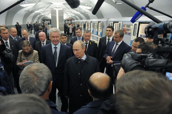 Vladimir Putin, Sergei Sobyanin visit new metro station