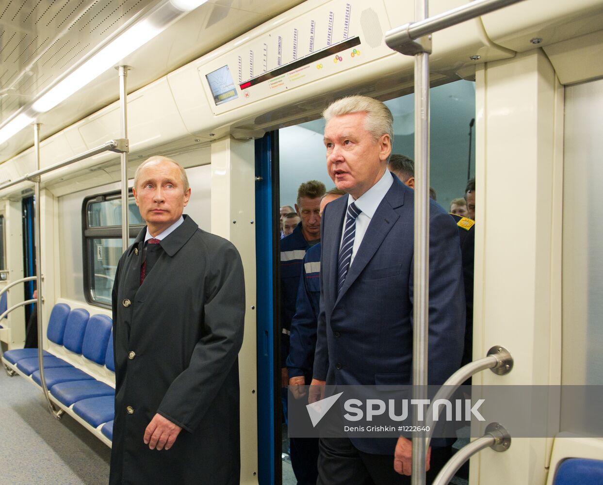Vladimir Putin and Sergei Sobyanin visit new Metro station
