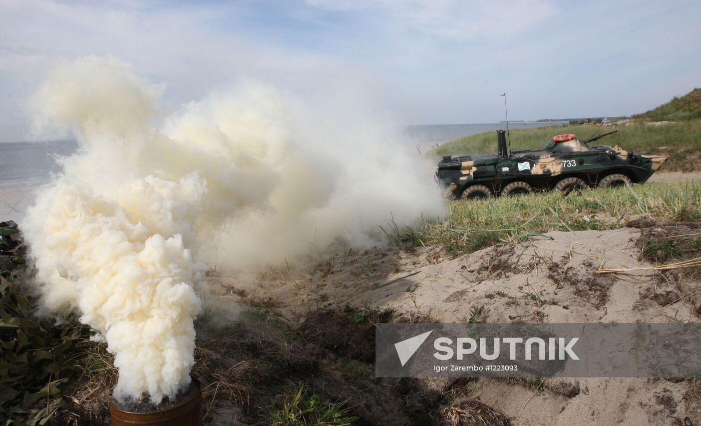 Marine and paratroopers landing drill in Kaliningrad Region