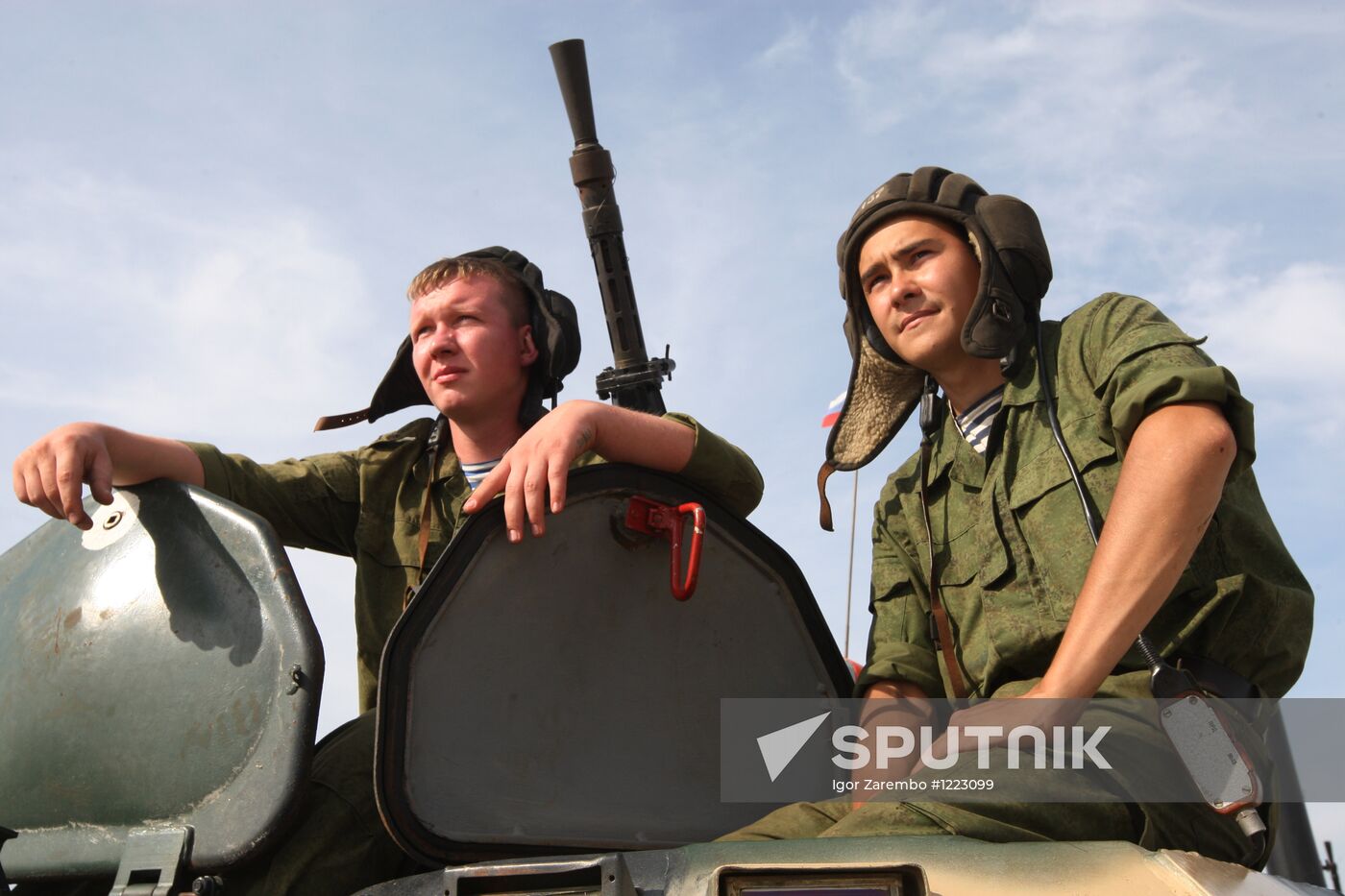 Marine and paratroopers landing drill in Kaliningrad Region