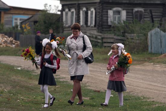 Knowledge Day in Bazhenovo village, Omsk Region