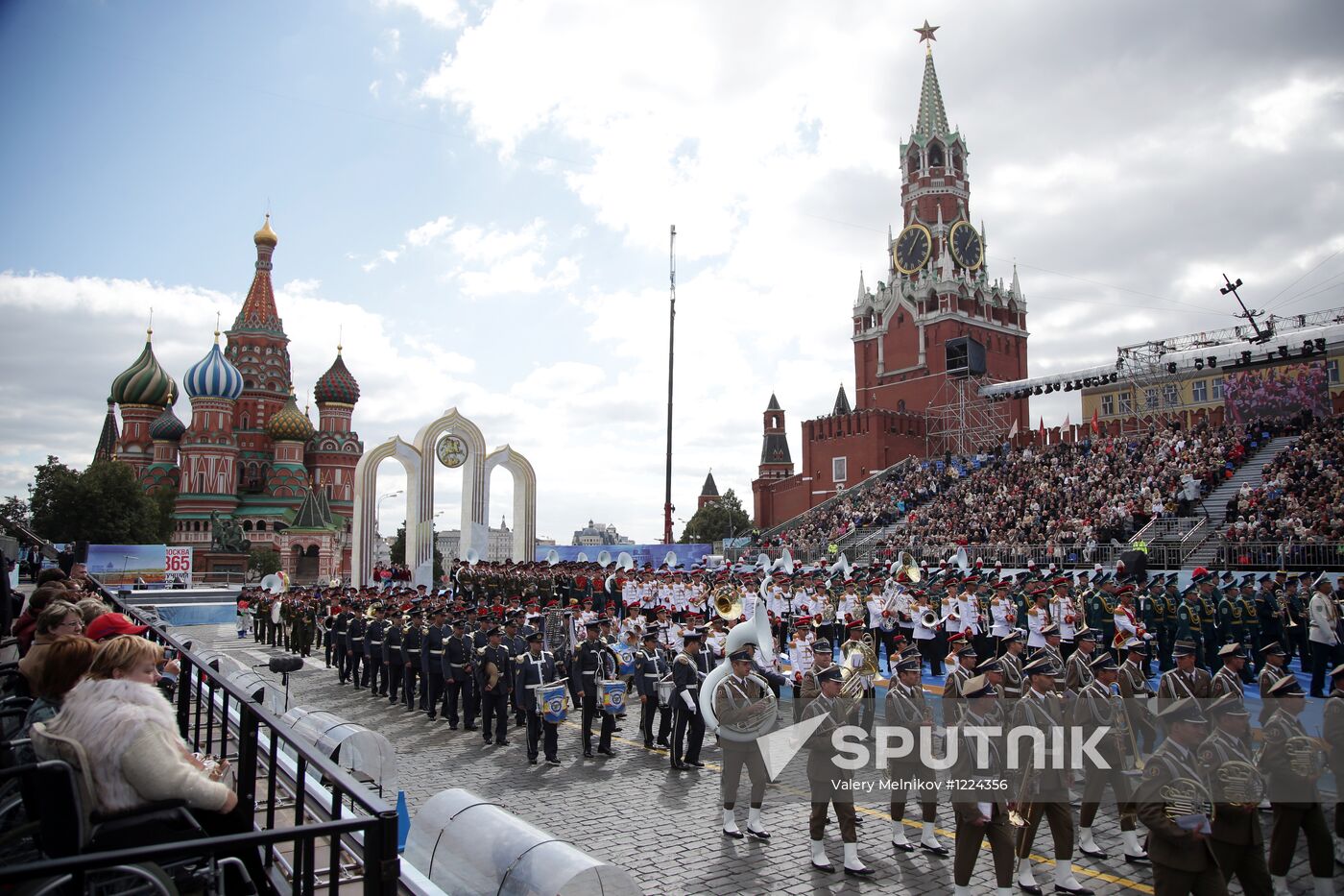 Moscow celebrates City Day on Red Square