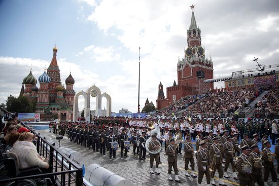 Moscow celebrates City Day on Red Square
