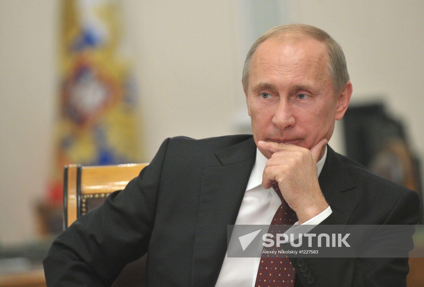 Vladimir Putin meets with Leonid Markelov