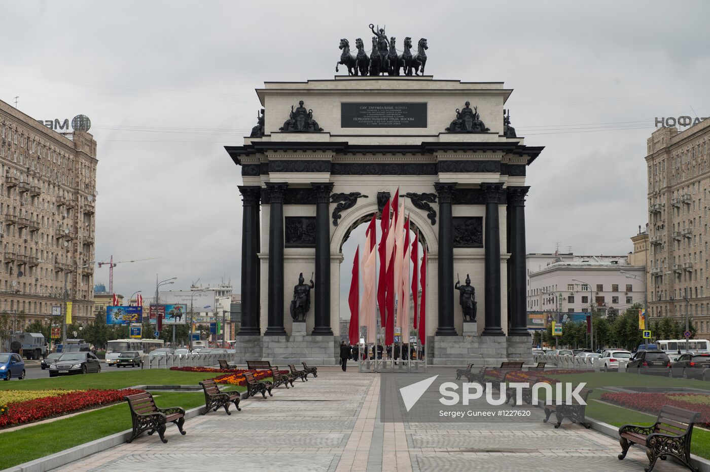 Gate of Triumph unveiled after restoration